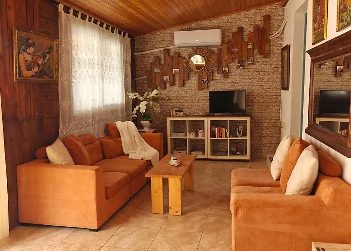 Mamas Summer House * Larnaca