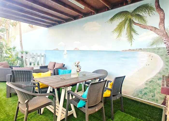 Mamas Summer House Larnaca